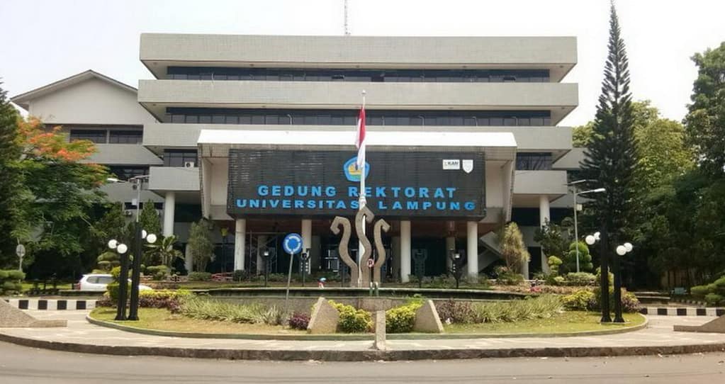 daftar universitas terbaik di indonesia